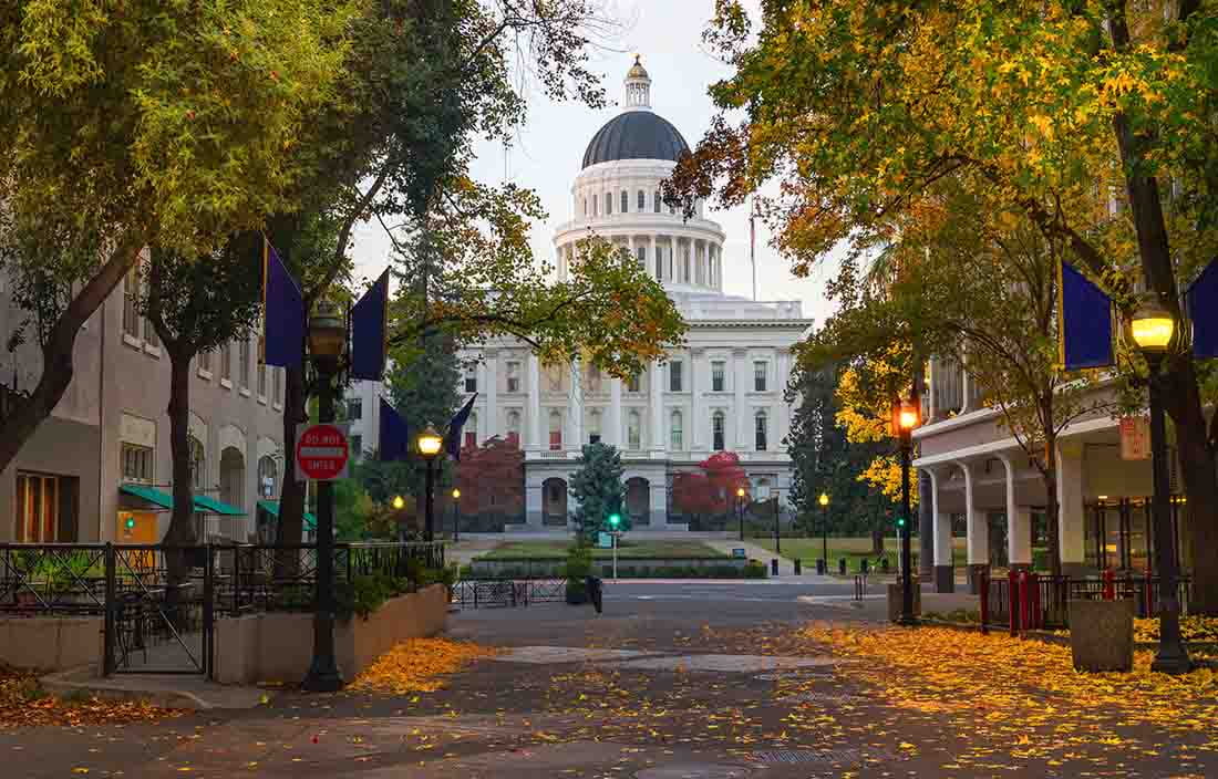 Street view during the Fall.