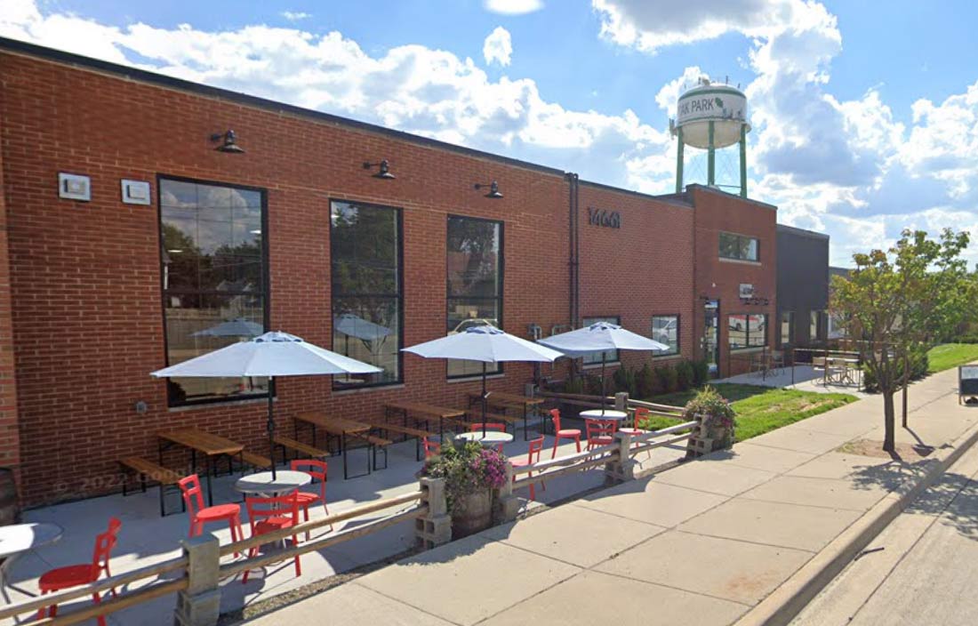 Street view of 11 Mile Road in Oak Park, MI, USA